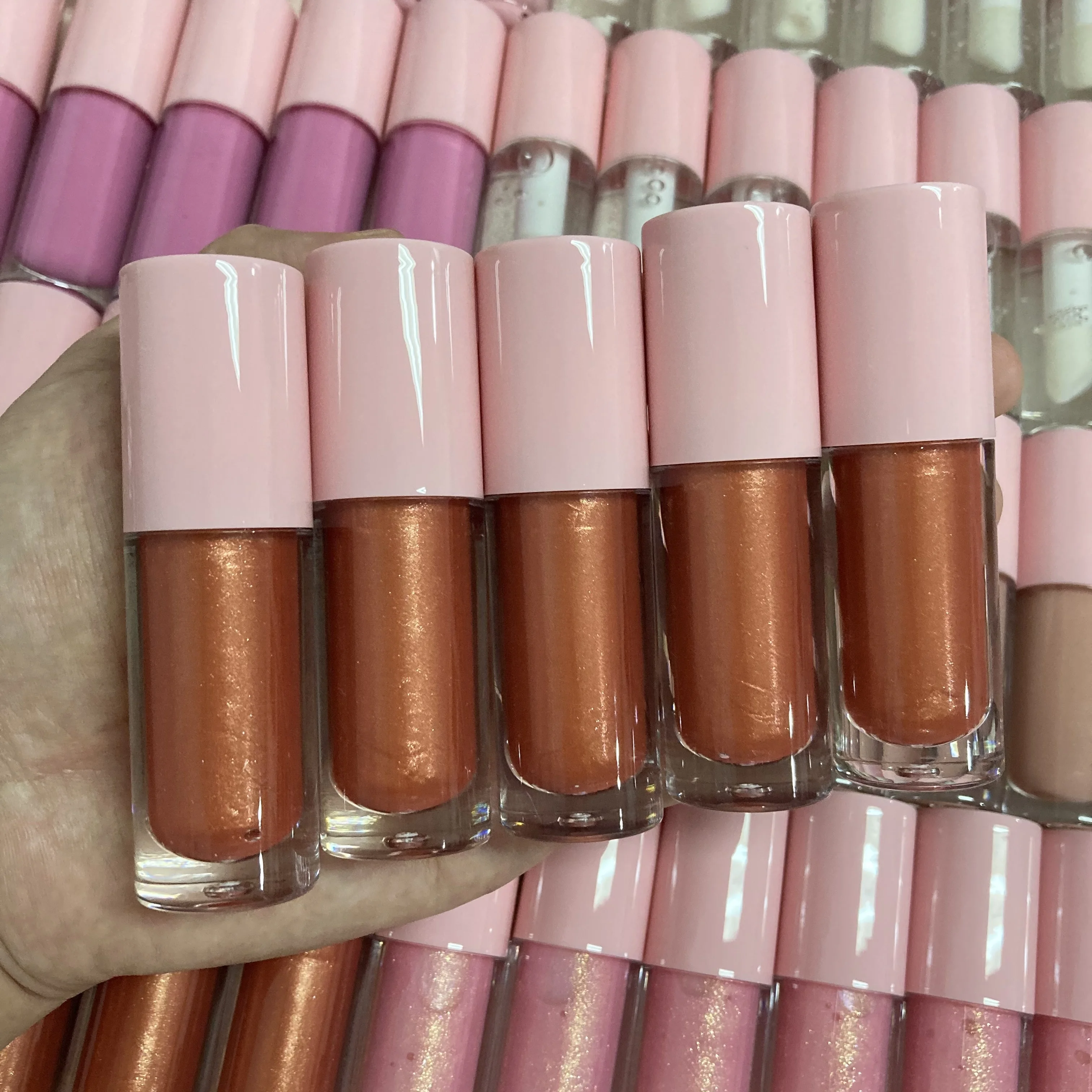 

Customized lip gloss tubes pink 40 color lip gloss with lip gloss packaging