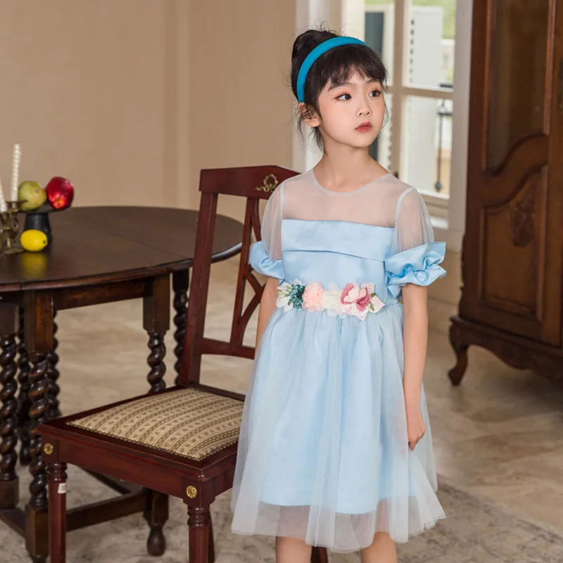 

Wholesale Summer Children's Flowers Lace Girls Dresses Lace Princess Dresses Little Flying Sleeves Girls Dresses