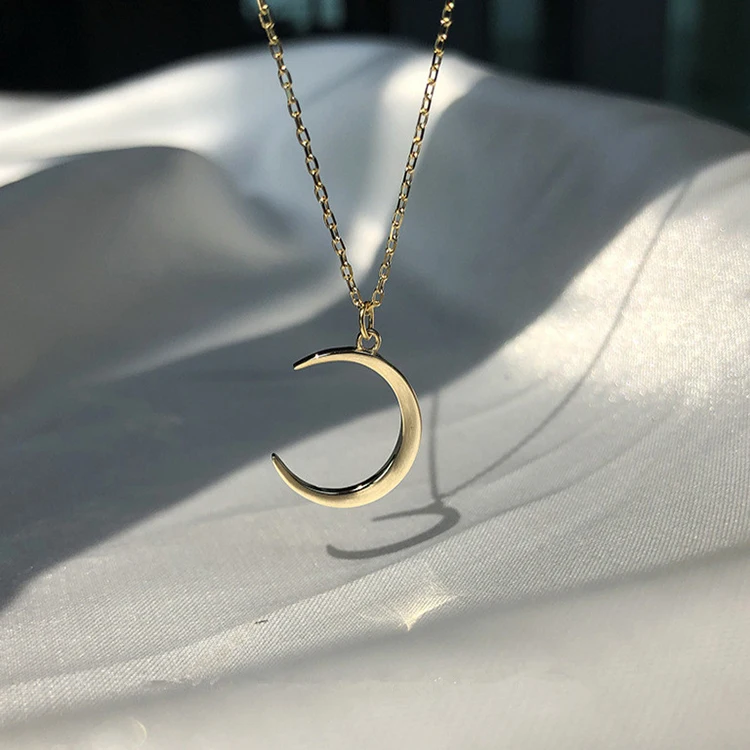

New Fashion Sweet Moon Silver Plated Jewelry Temperament Crescent Clavicle Chain Pendant Necklaces for Woman