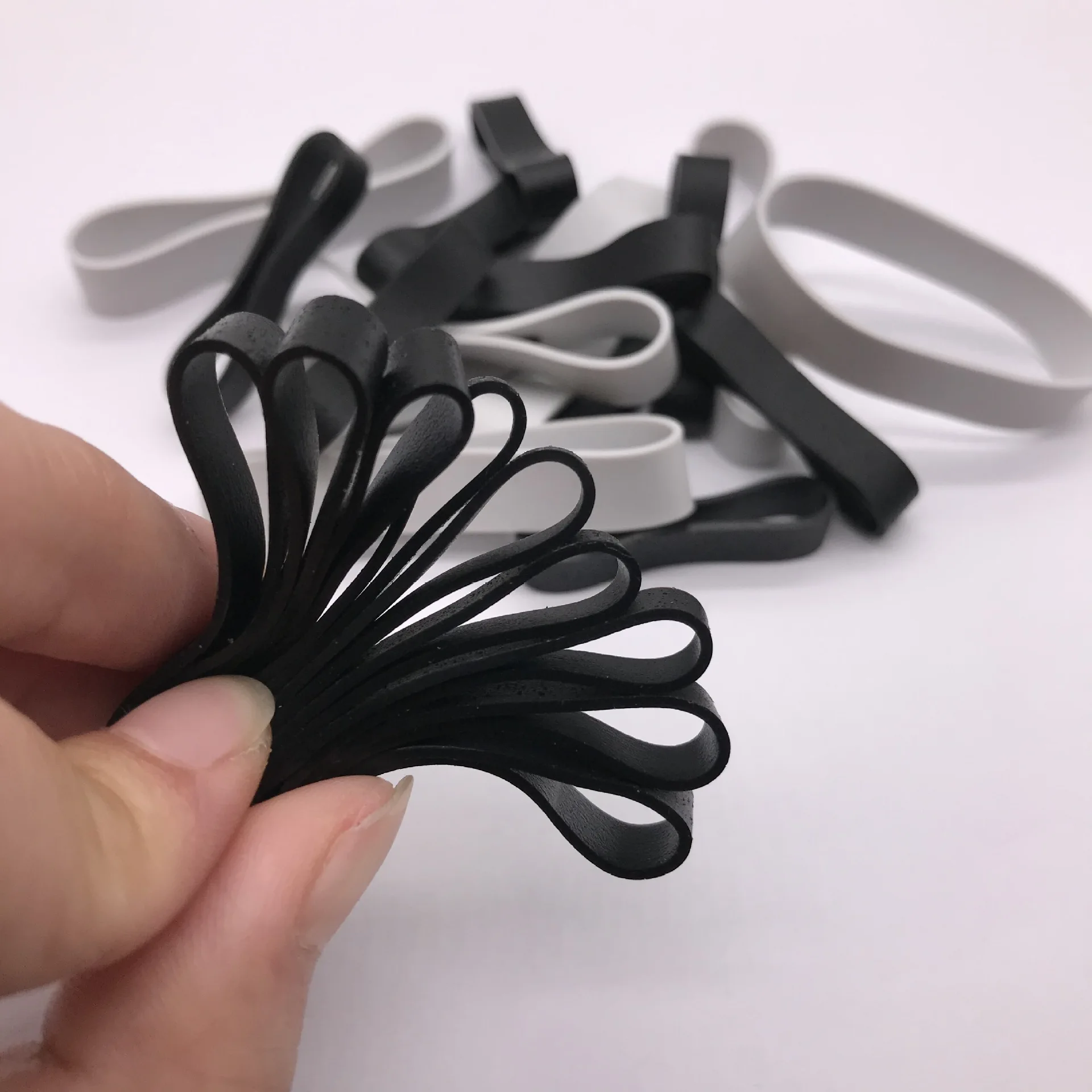 High End Data Cable Strapping Ring TPR Material Expandable Rubber Rings ...