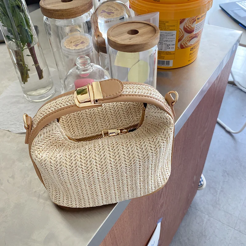 

2023 Bohemian Fashion Small Knitting Rattan Women Shoulder Bags Straw Beach Bag Boho Summer Ladies Handbag