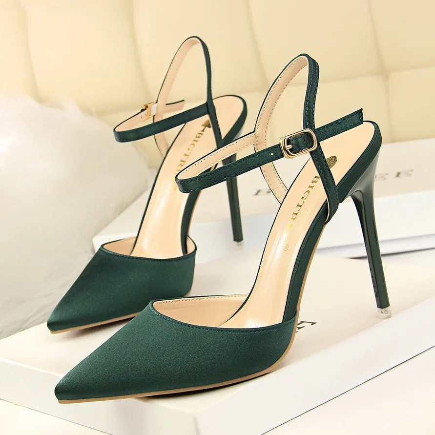 

SP954 wholesale sexy high-heeled shoes small sizes silk satin slingbacks pointed toe sandals, Red, green, black, pink, caramel, silver gray, burgundy, light gold