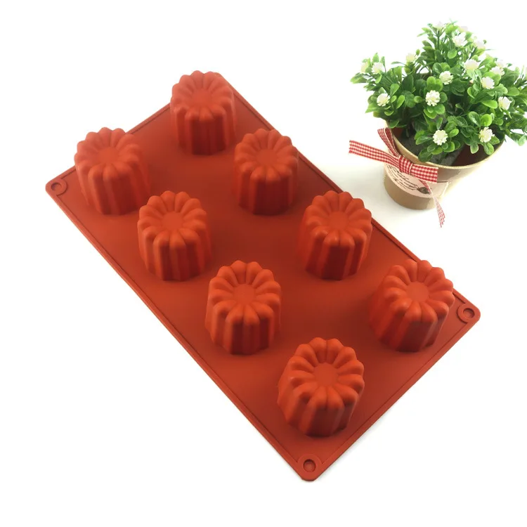 

Cylindrical multi-lobe 8 jelly shape chocolate decorating silicone cake mold