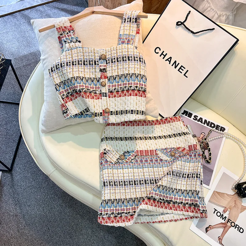 

2023 New dropshipping fashion crop top and short sets two piece set women summer clothing