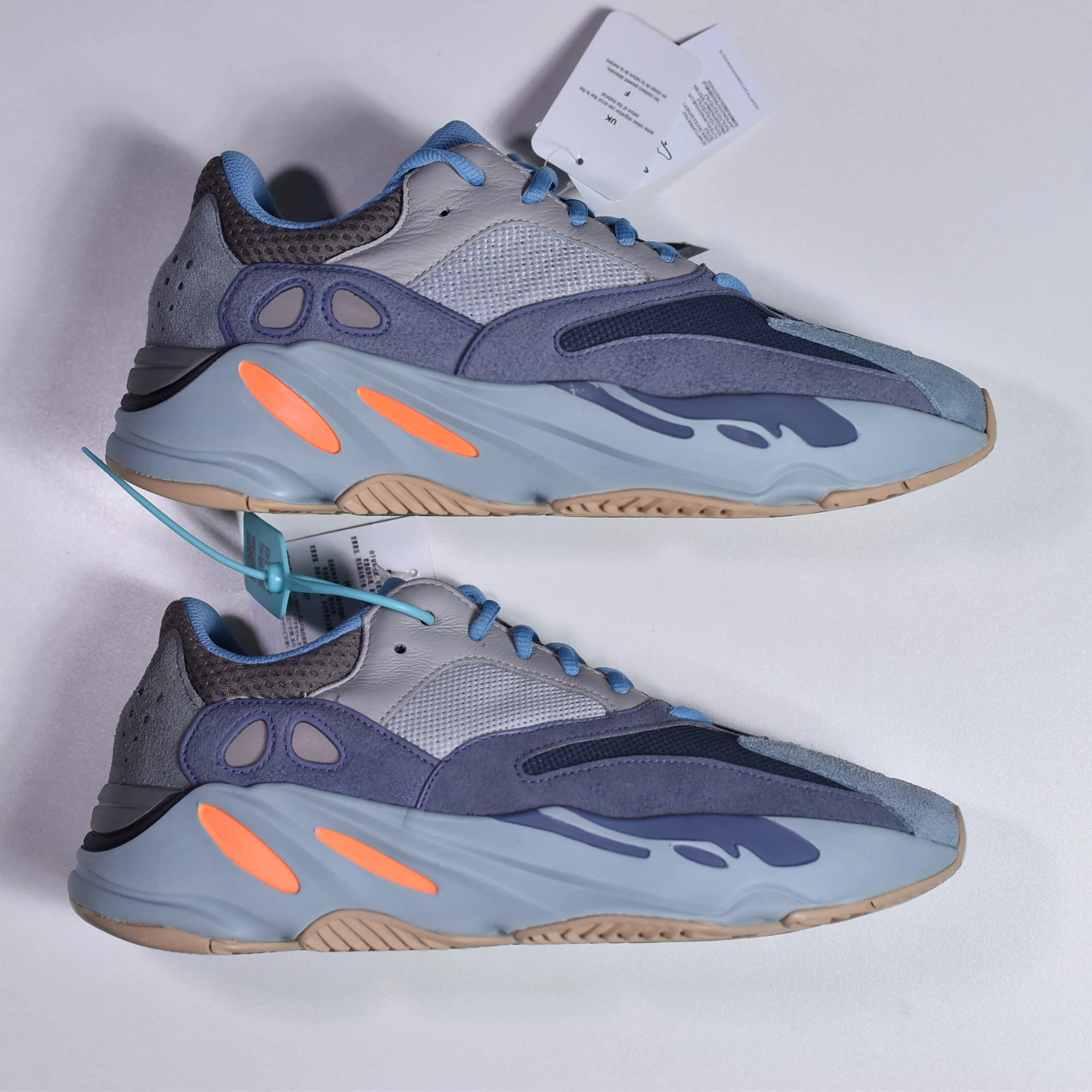 

Brand Aflame Yezzi 700 V2 Carblu Chaussure Sport Sneakers Yeez Carbon Blue Running Men Shoes Zapatillas Deportivas De Mujer