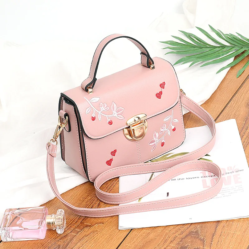 

TD1080 wholesale Fashion solid color shoulder bag Small square bag simple atmospheric wild leather handbags for women