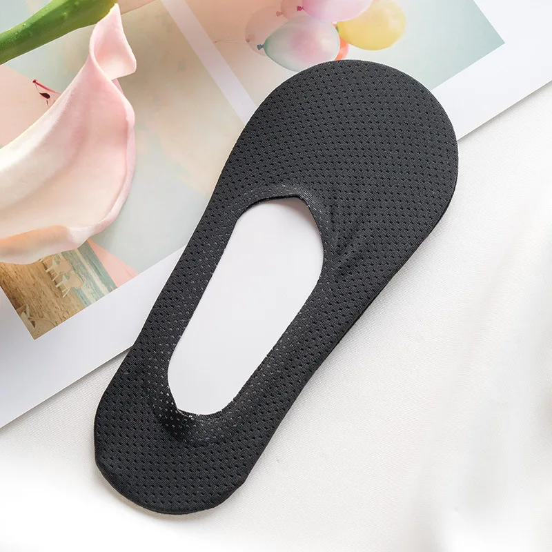 

Factory direct sales Socks Solid Retro Style Short Tube Socks Y-Shaped Anti-Heel Sports Boat Cotton Socks, Four colors