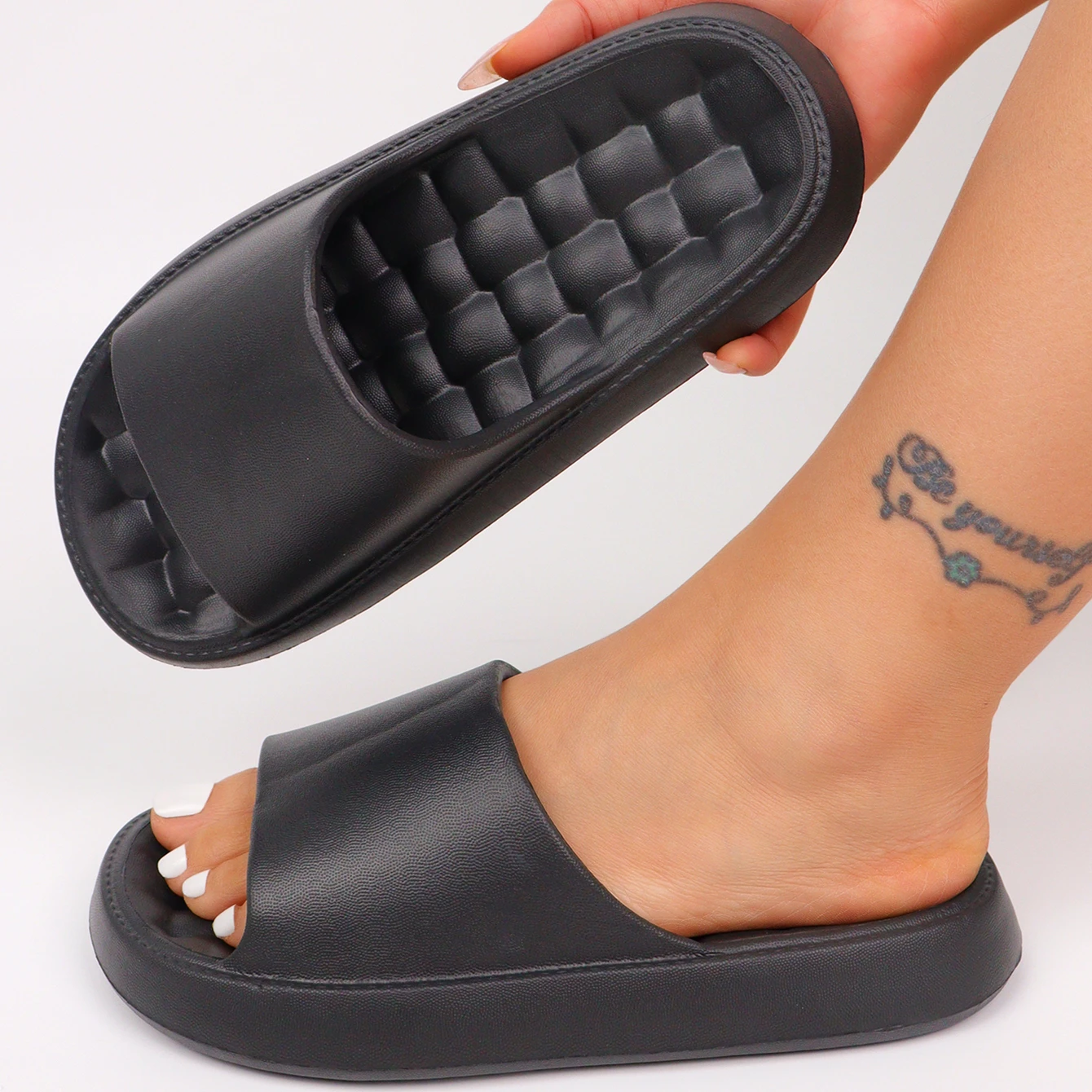 

Ycfootwear Custom Logo EVA Slippers Summer Fashion Platform Slides for Beach Use Factory Direct Price