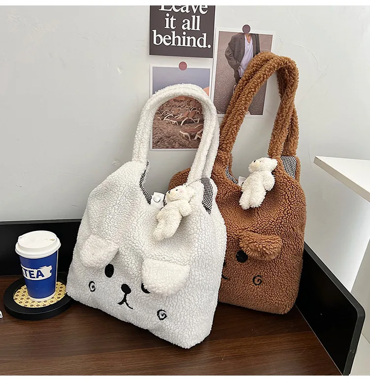 

Winter Plush One-shoulder Tote Bag New Wave Fashion Simple Lamb Hair Hand Bag Casual Large-capacity Bag, White, coffee color