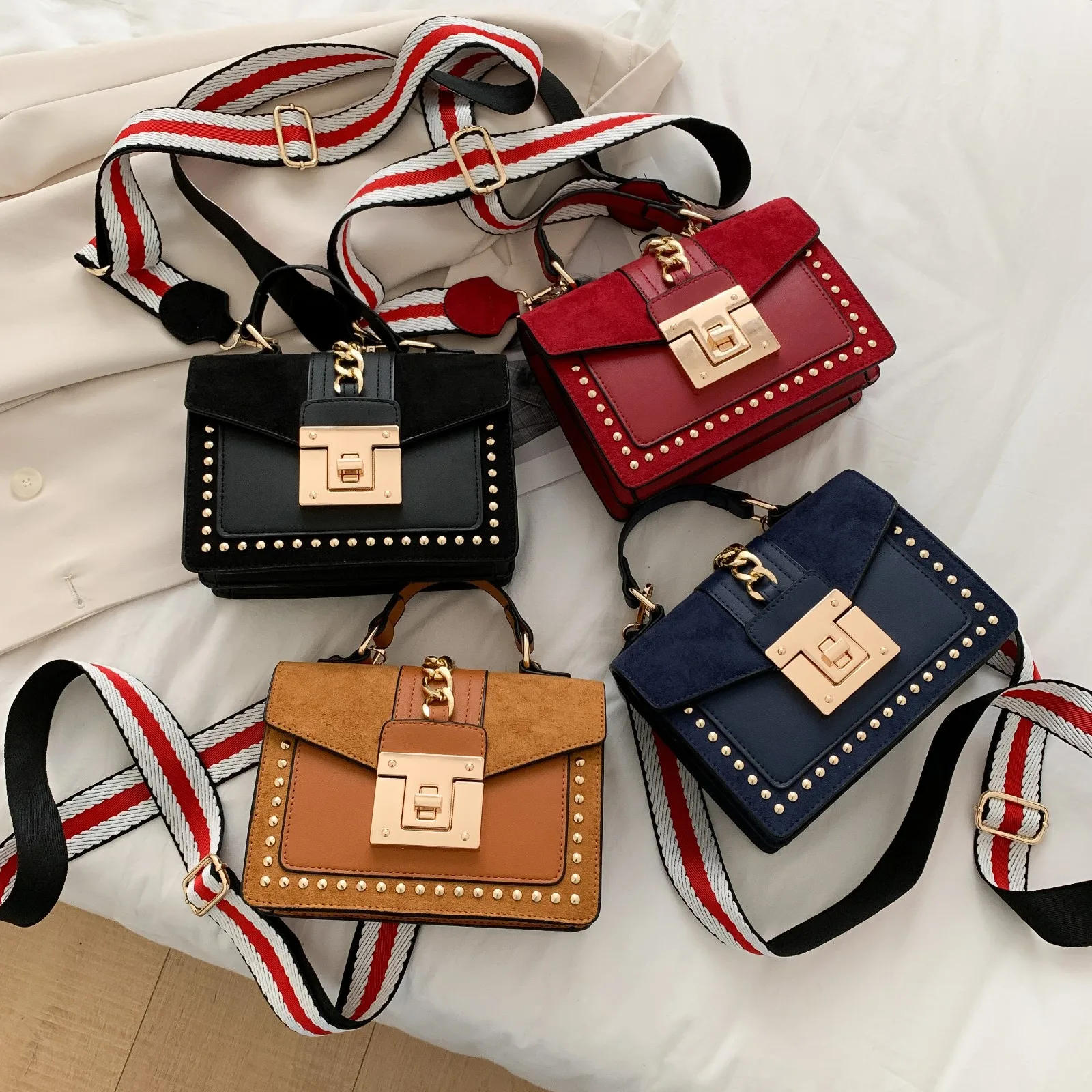 

2021trendy ladies designer bags bolsos top brand quality wide shoulder strap handbags rivets purse luxury women hand bags, 4 colors