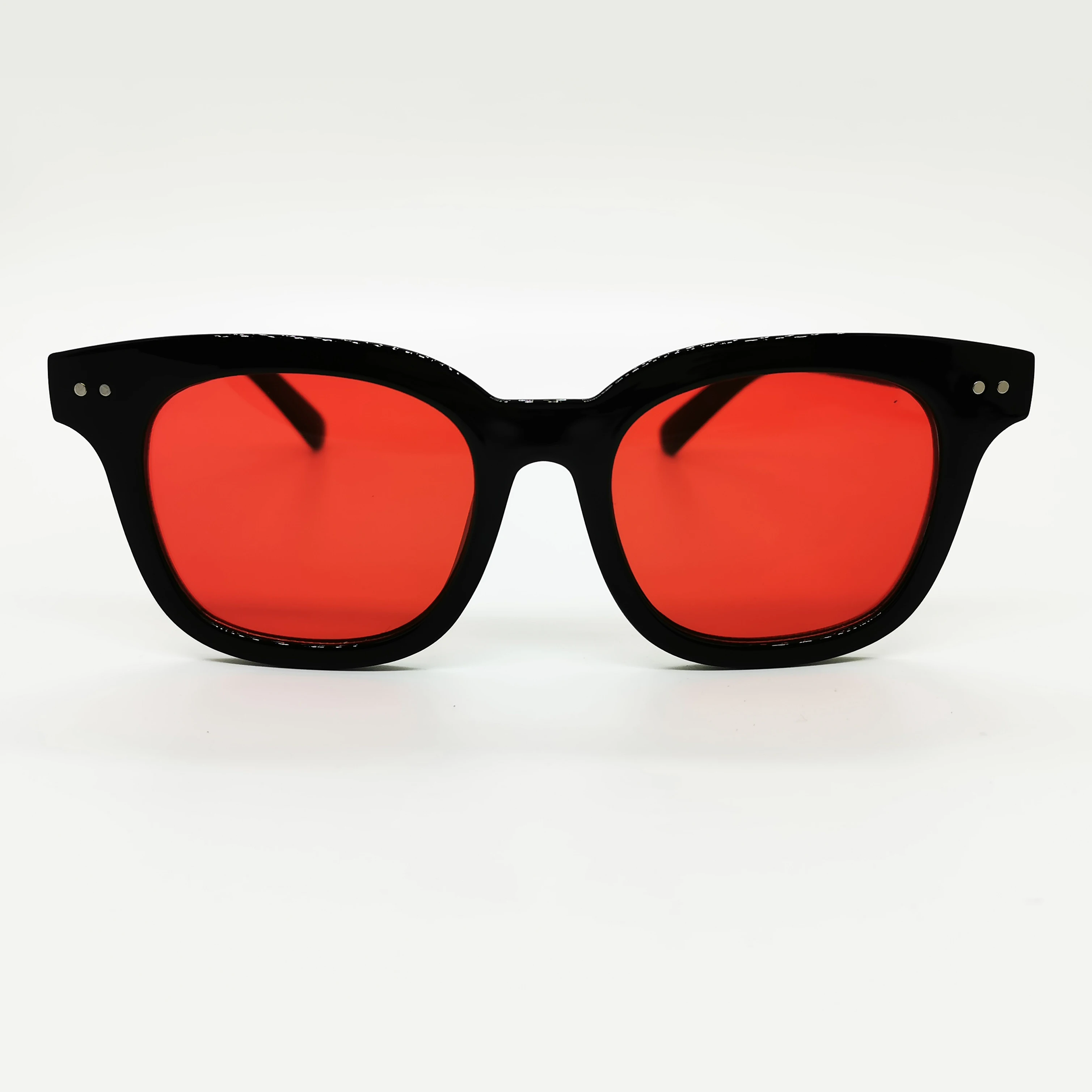 

PC Frame Material and Acrylic Lenses Material Square sunglasses