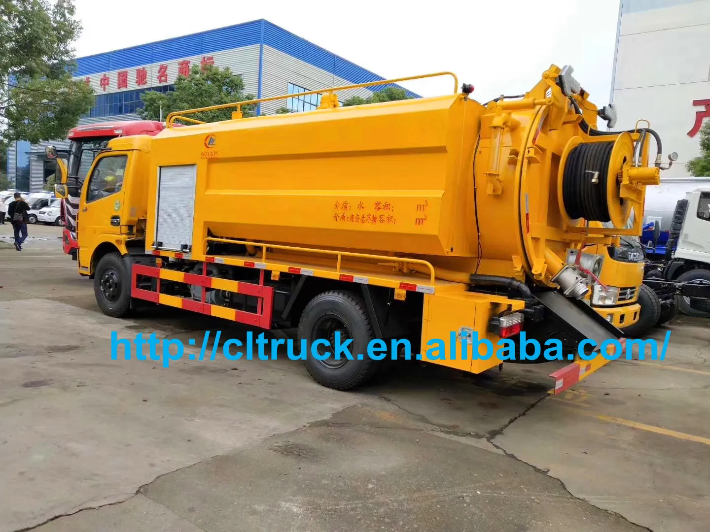 Sewer Cleaning 5000l 4x2 New Mercedes Sewage Vacuum Truck Buy Waste