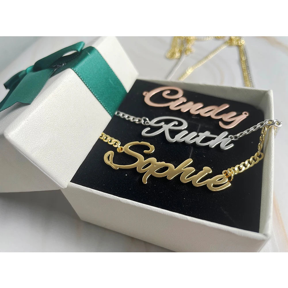 

Custom Necklaces Personalized Name Necklaces Jewelry Personality Letter Choker Necklaces with Name for Women Girls Mother