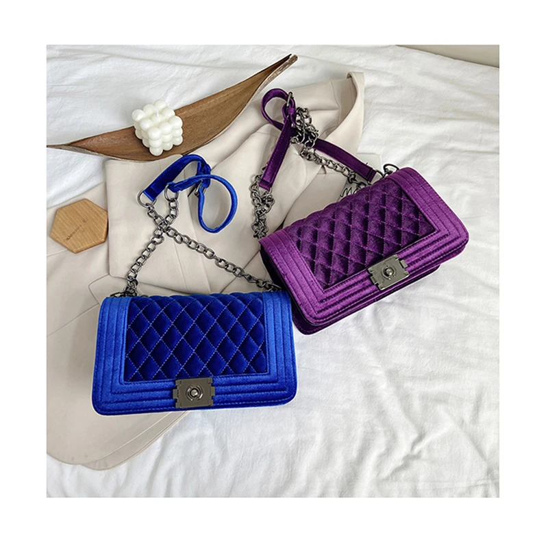 

Luxury Velvet Chain Flap Messenger Bag For Women INS Fashion Diamond Lattice High Quality Handbag Embroidery Thread Small Totes