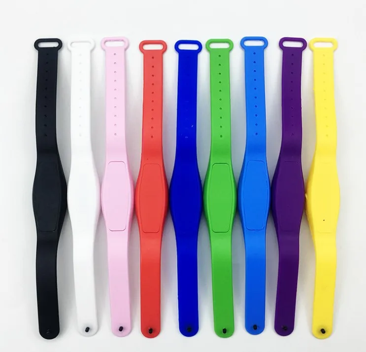 

Built-in Disinfection Silicone Bracelet Hand Sanitizer Dispenser Wristband