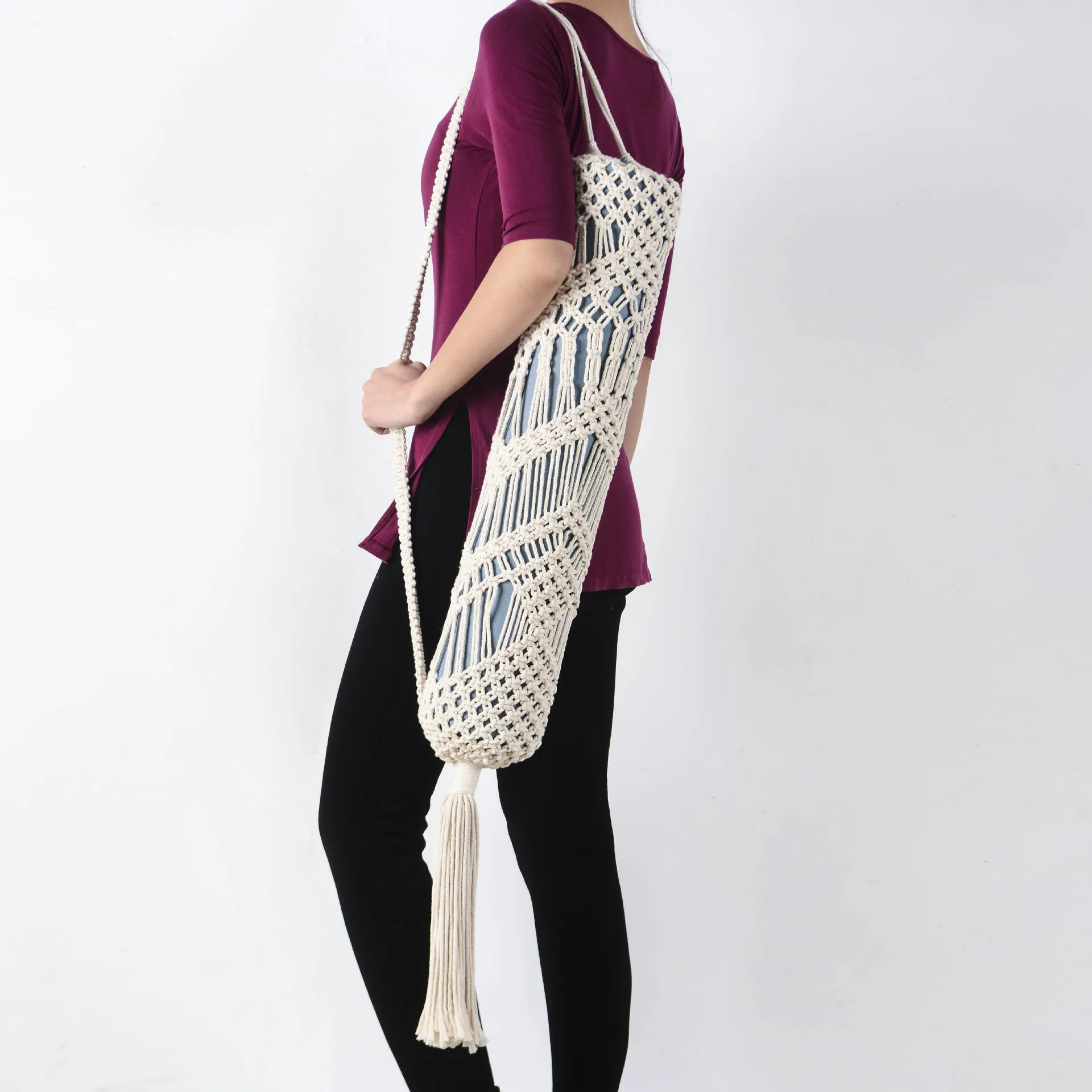 

Handmade Macrame Cotton Rope Yoga Mat Bag Cover Macrame Cotton Cords Yoga Mats Carry Bag Woven Handle Sling Yoga Mats Bag
