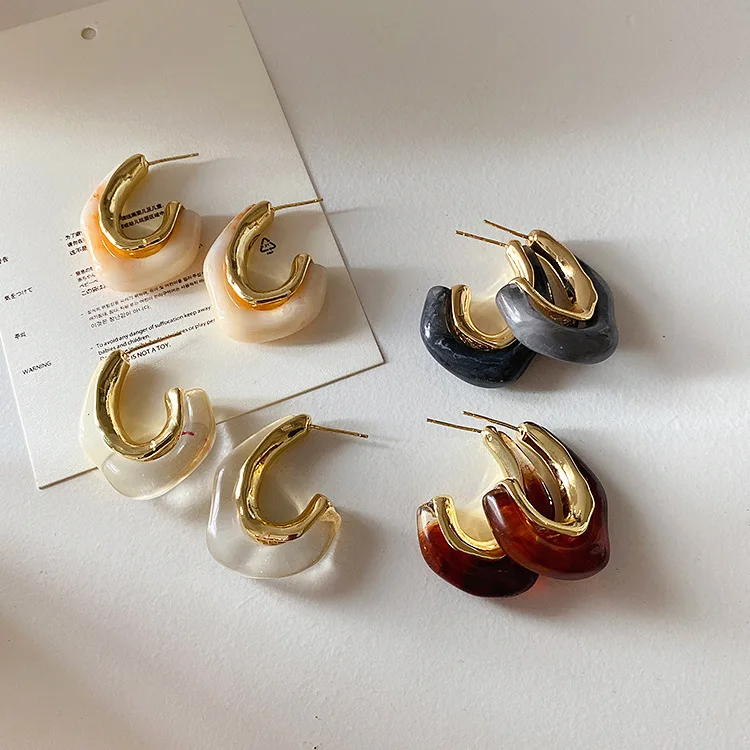 

OUYE women French vintage resin metal irregular earrings wholesale jewelry fashion personality custom C shape hoop earrings, Colorful
