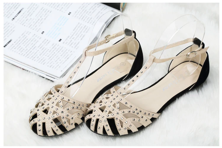 flat sandals for ladies pictures