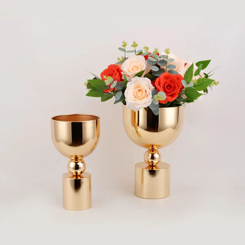 

Gold Vase Metal Tabletop Flower Road Lead Wedding Table Centerpiece Flowers Vases For Home Decoration
