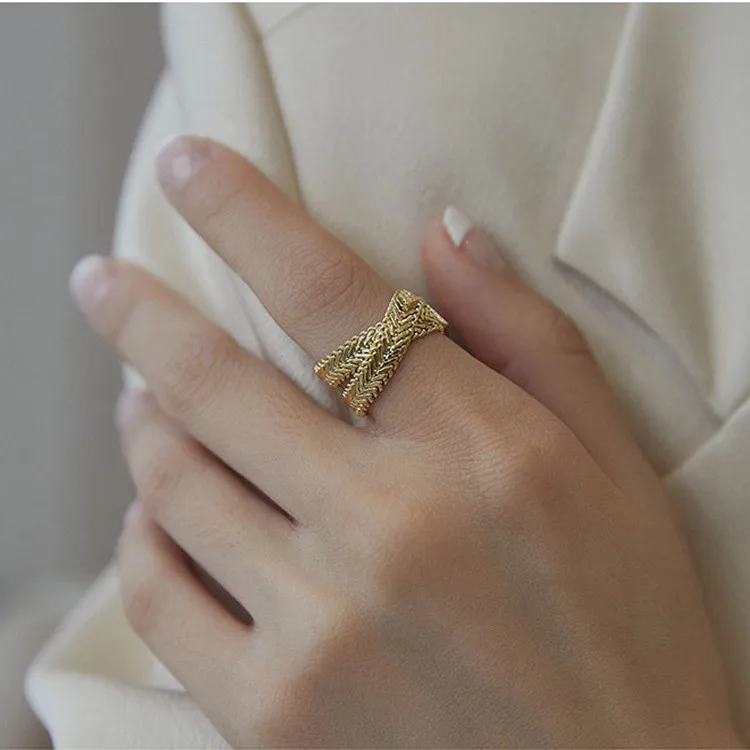 

2020 Vintage Snake Bone Chain Ring Double Layered Minimalist Ring For Women, Picture