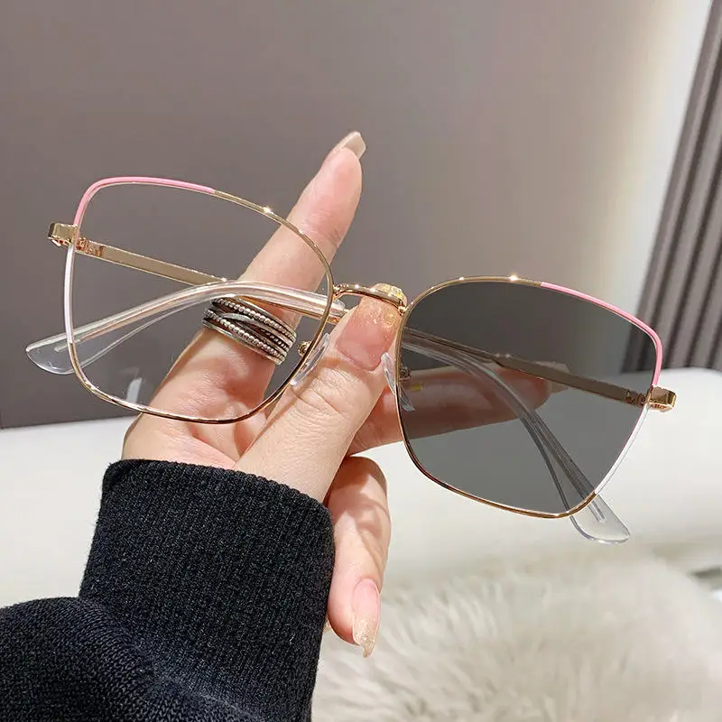 

9067 New Metal Optical Frame fashion Women Eyewear Spectacle Photochromic Lens Anti Blue Light Glasses simplicity high quality