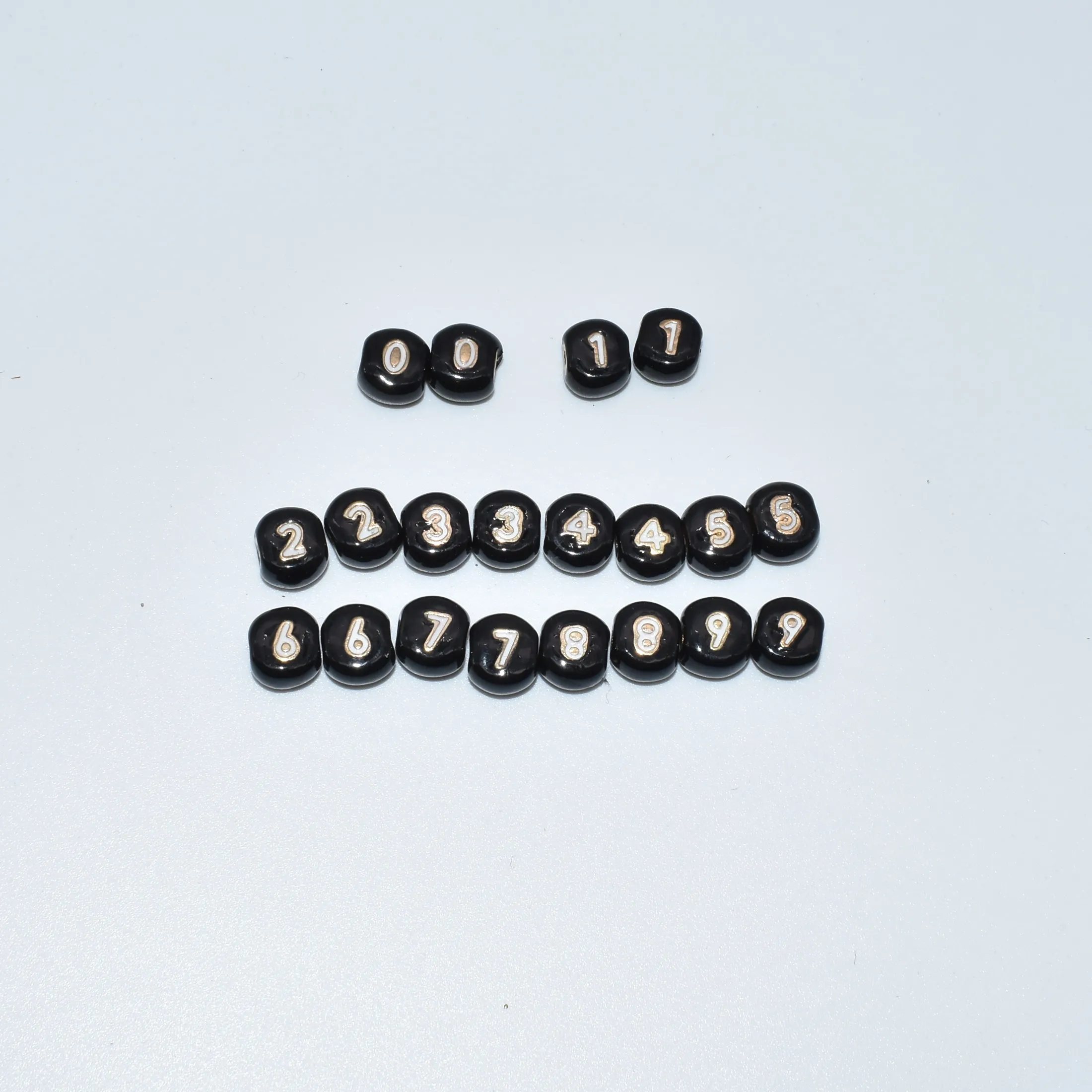 Pisa letter beads Clearance