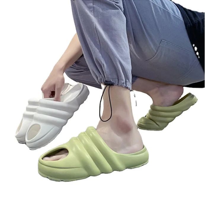 

wholesale Yeezy slide slippers men's 2021 summer outdoor ventilation net red slippers personalized fashion sports sandals