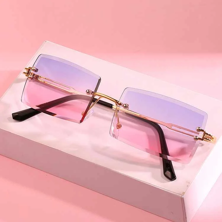 

2021 New Sunglasses Retro Frameless Cut Edge Square Sunglasses Fashion Small Glasses Sunglasses PC, Picture shows