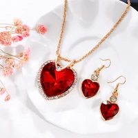 

Fashion Women's Wedding Crystal Necklace Earrings Crystal Stone Gold Love Heart Pendant Jewelry Set