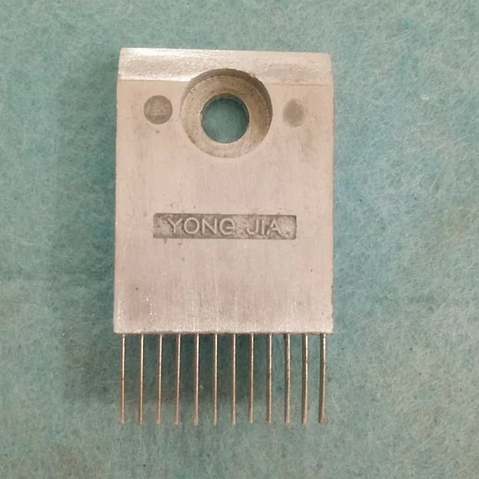 
1/10 5/64 Tufted machine parts staggered needle module 