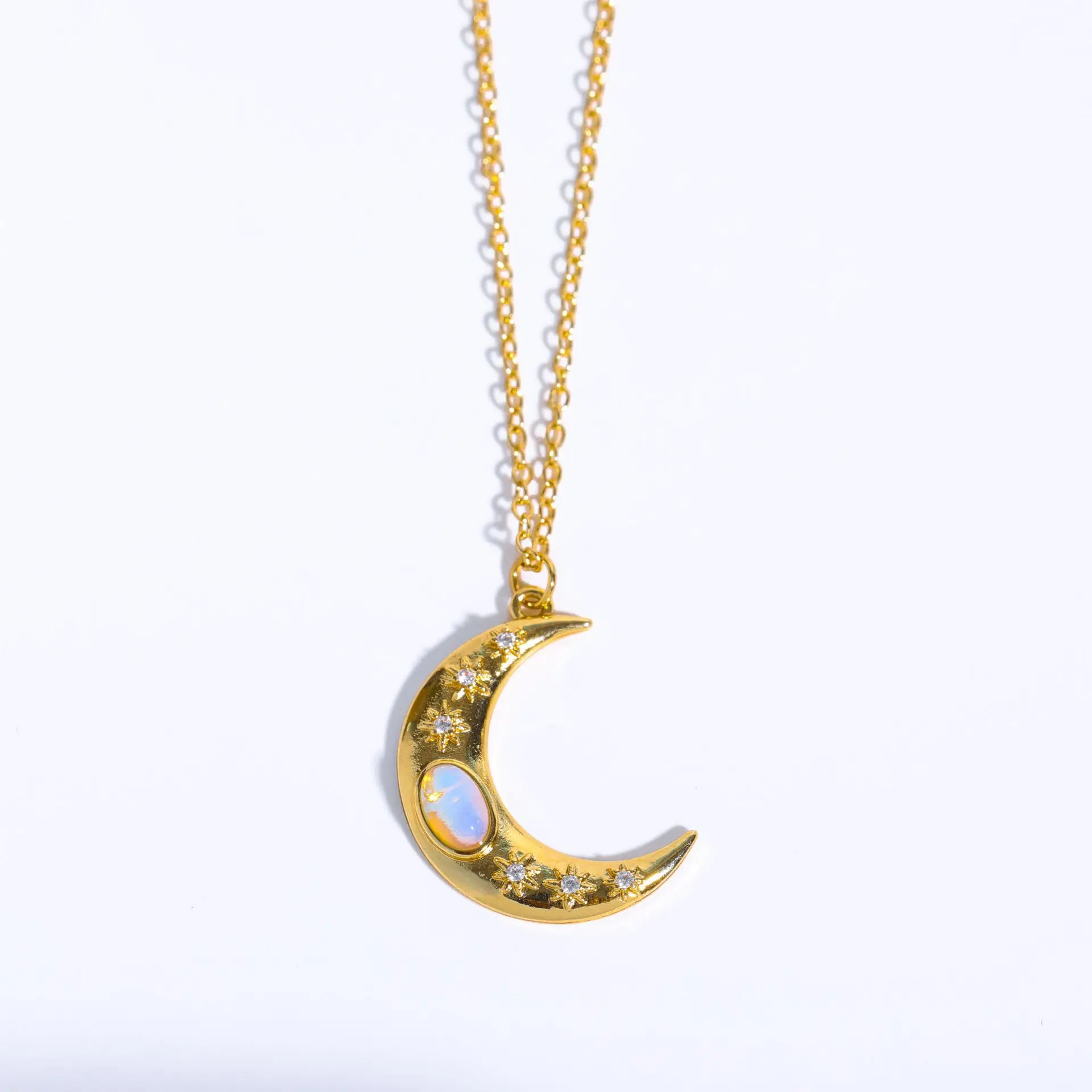 

Factory Direct Sales New Golden moon pendant necklace Opal star Moon clavicle chain