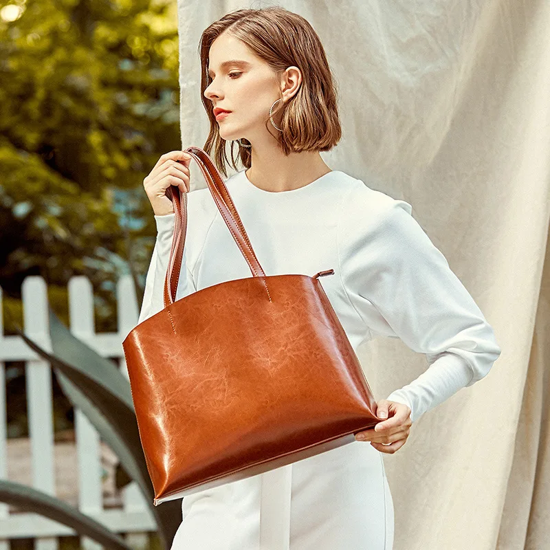 

Customize logo crossbody purse women in handbags shoulder bag big size for ladies hand bags 2020 trendy fashion tote bag, Wine red,black,coffe,brown style