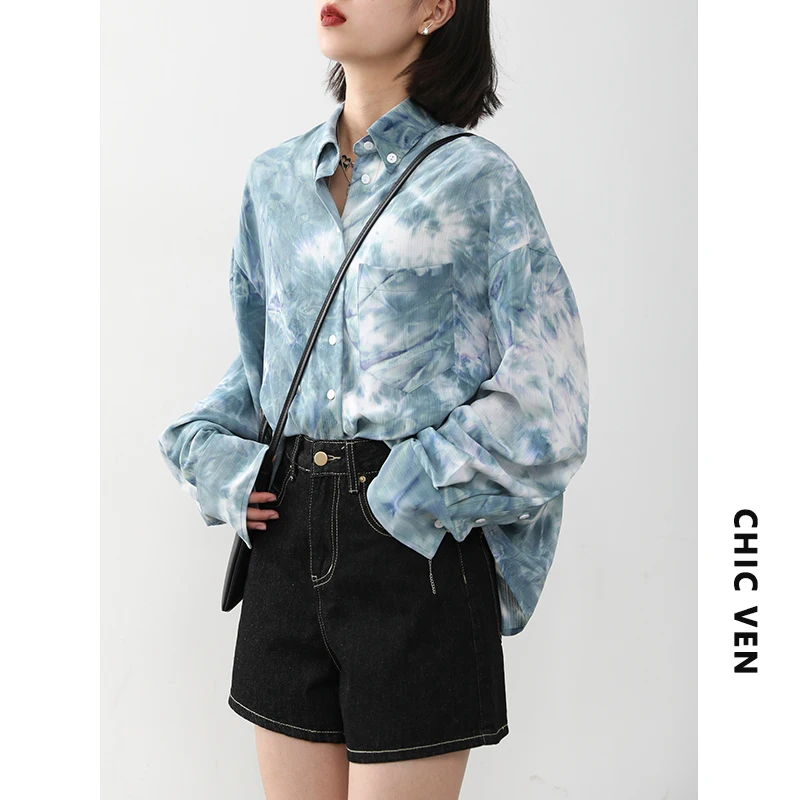 

CHIC VEN Autumn Dark Wind Loose Irregular Tie Dye Printed Shirt Blouse For Women