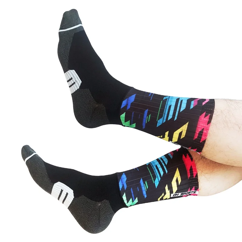 

Wholesale Ride A Bicycle Colorful Sweat-Absorbent Outdoor Polyamide Sport Socks