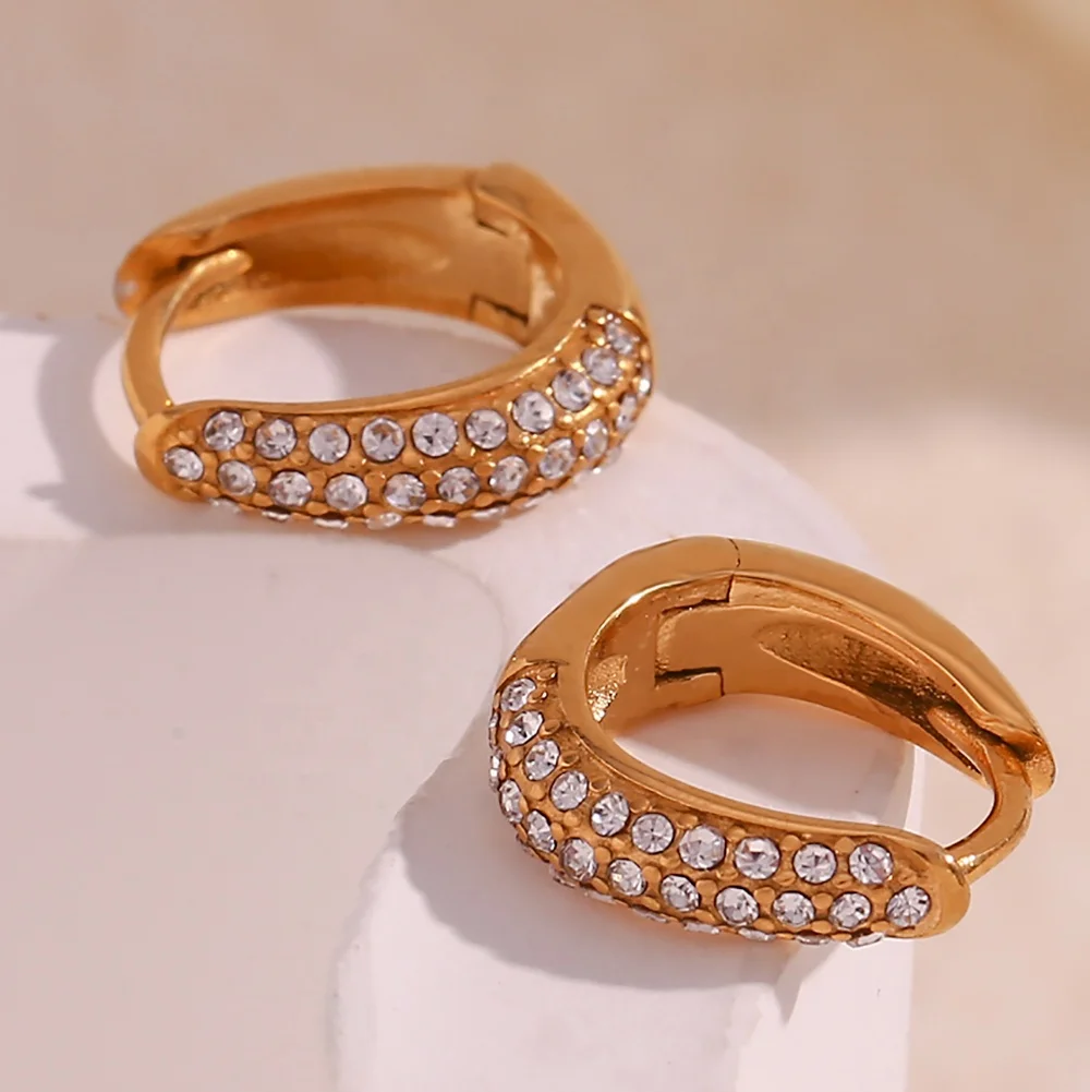 

Dainty Pear Shape Shining Zircon Huggie Earring 18k Gold Plated Stainless Steel Earring Women Jewelry
