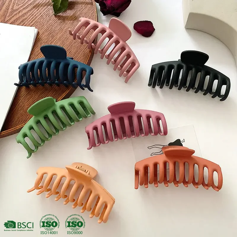 11cm Custom wholesale matte Women Plastic large hair clip Hair Claw Clip For Thick Hair