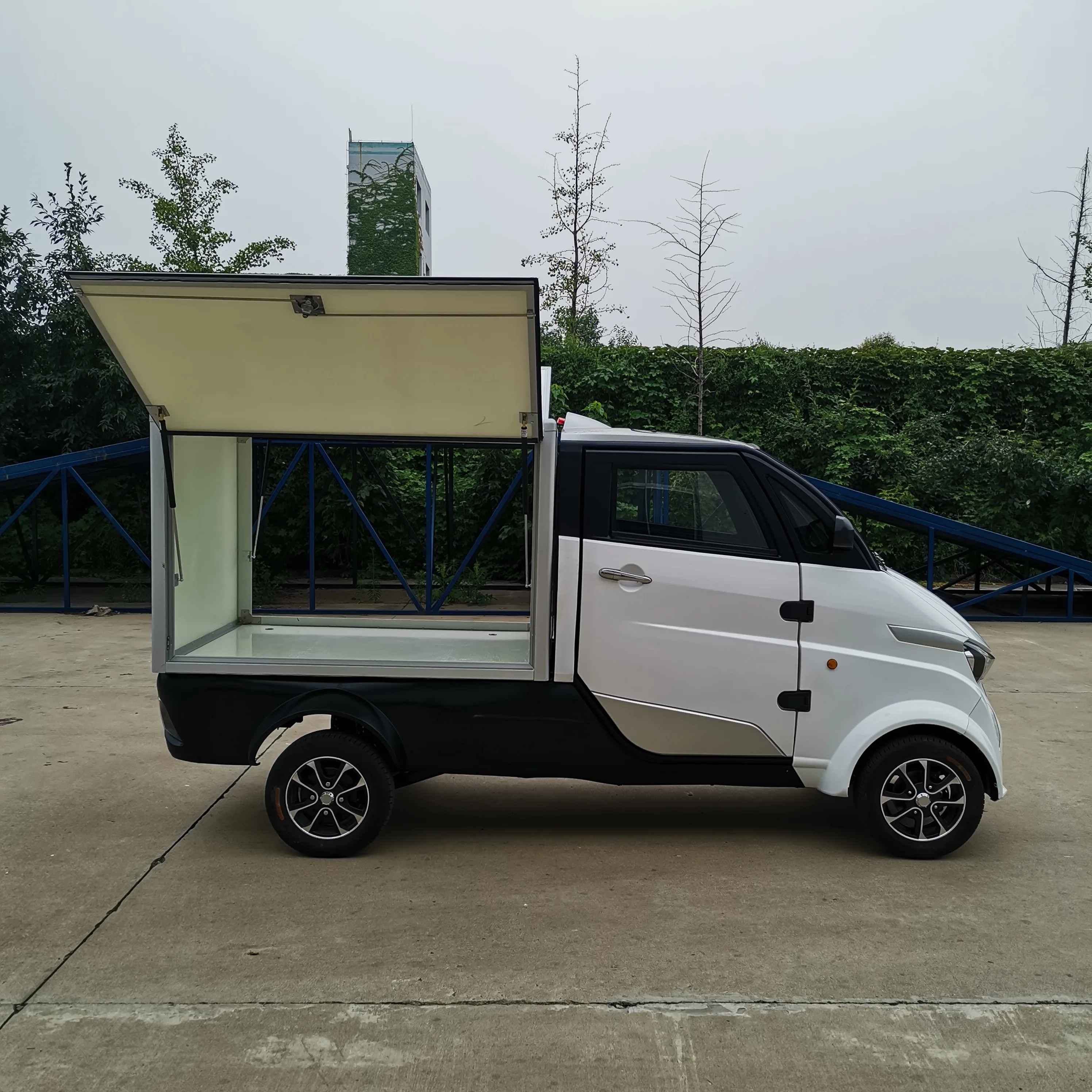 delivery van