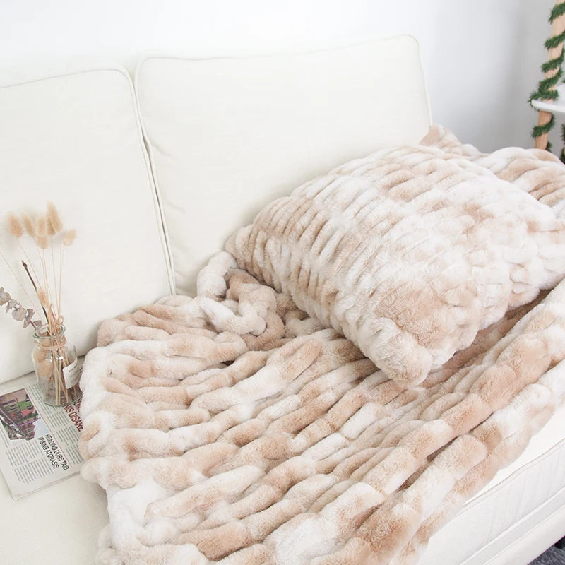 

Stock lot high quality luxury double side soft faux lamb rabbit fur throw blanket with cushion for sofa