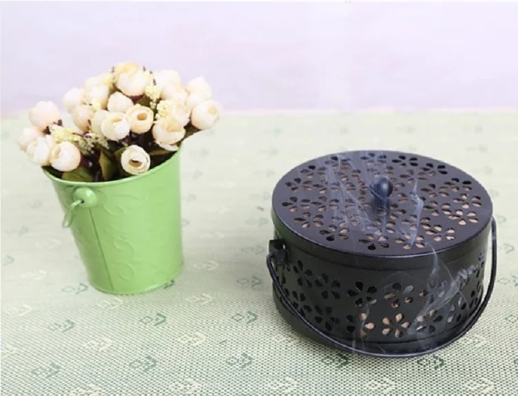 
Classical Design Portable Metal Incense Holder Incense Burner for Home and Camping Retro Portable Iron incense burner box 