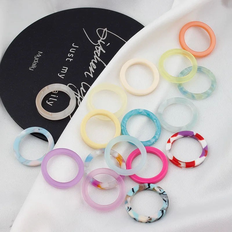 

JUHU Korean INS Style Personality Simple Temperament Color Acrylic Fashion Ring Women's Playful Pinky Ring, Colorful