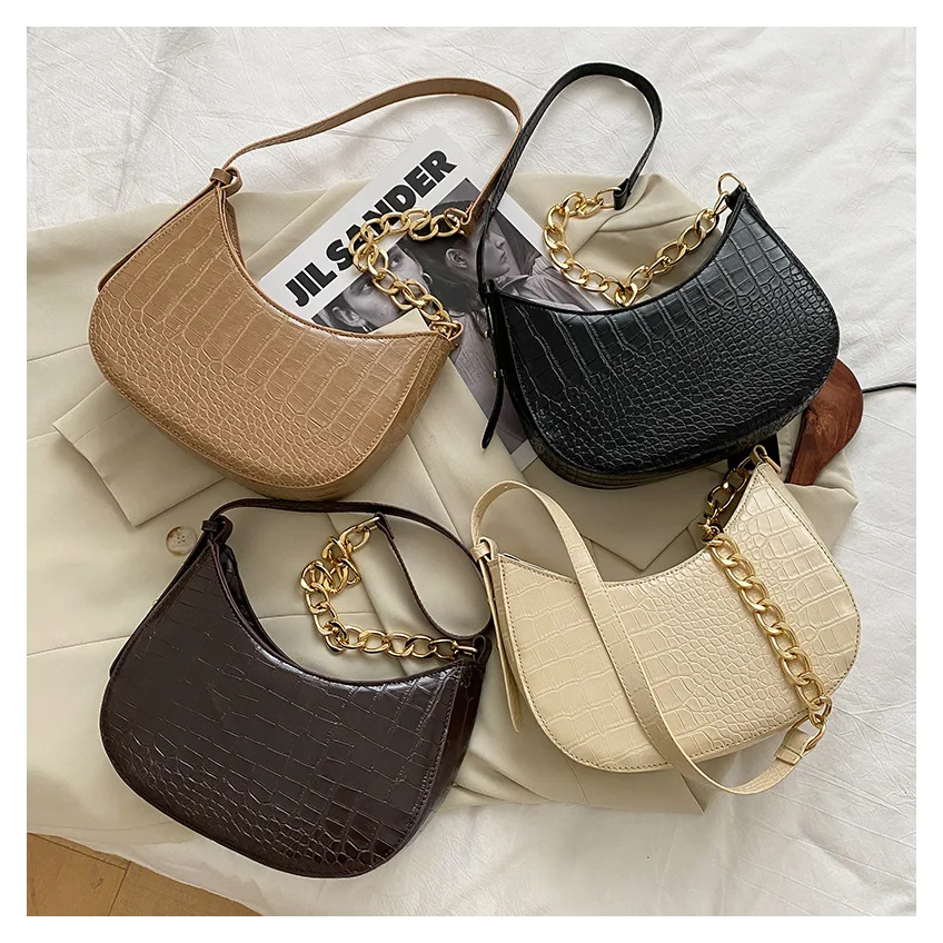 

Retro Large-capacity Handbag Dumpling Shoulder Bag Messenger Underarm Bag Women Dumpling Bag With Chain