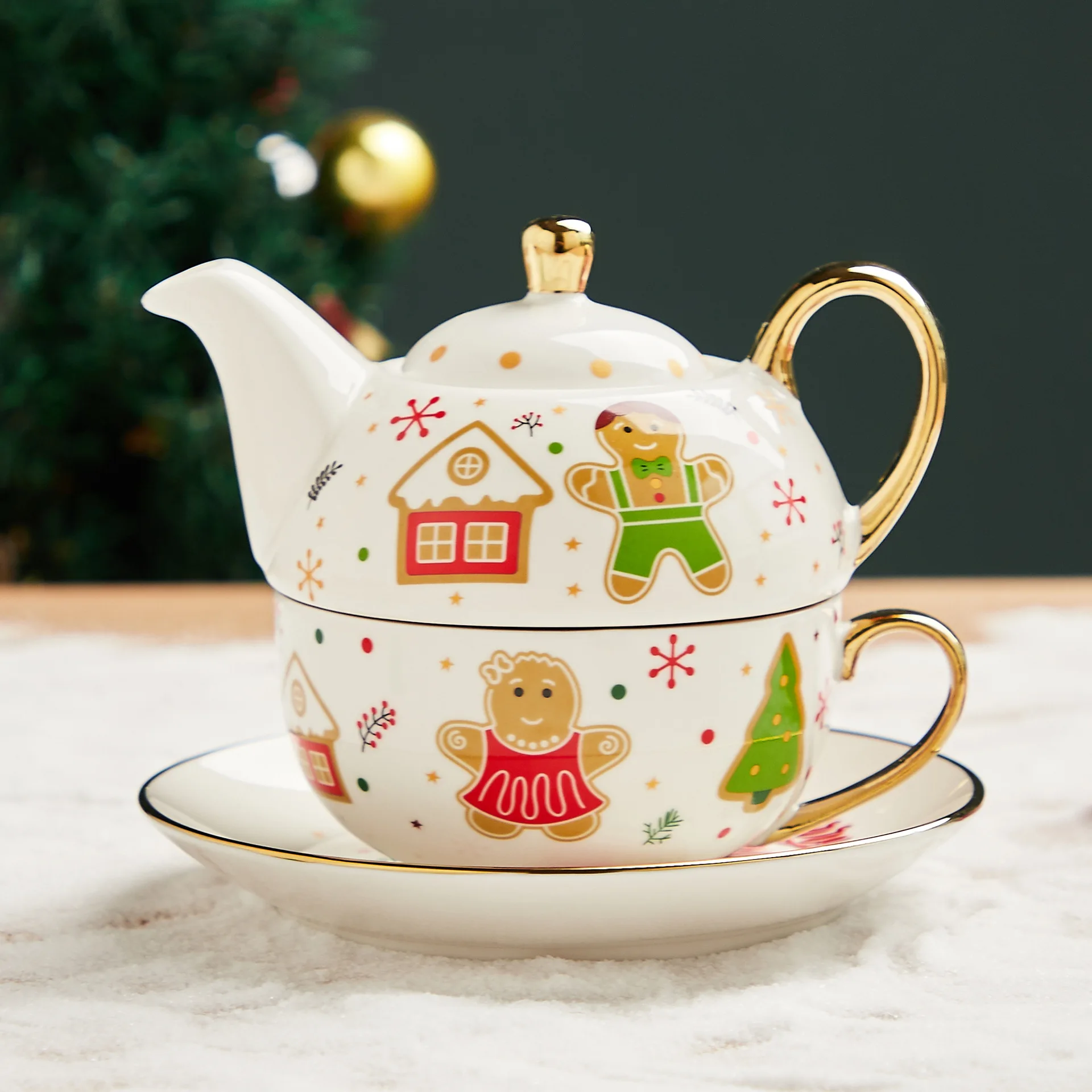 

Gold-plated tea set Christmas ceramic cup and saucer selling special Christmas gift custom logo