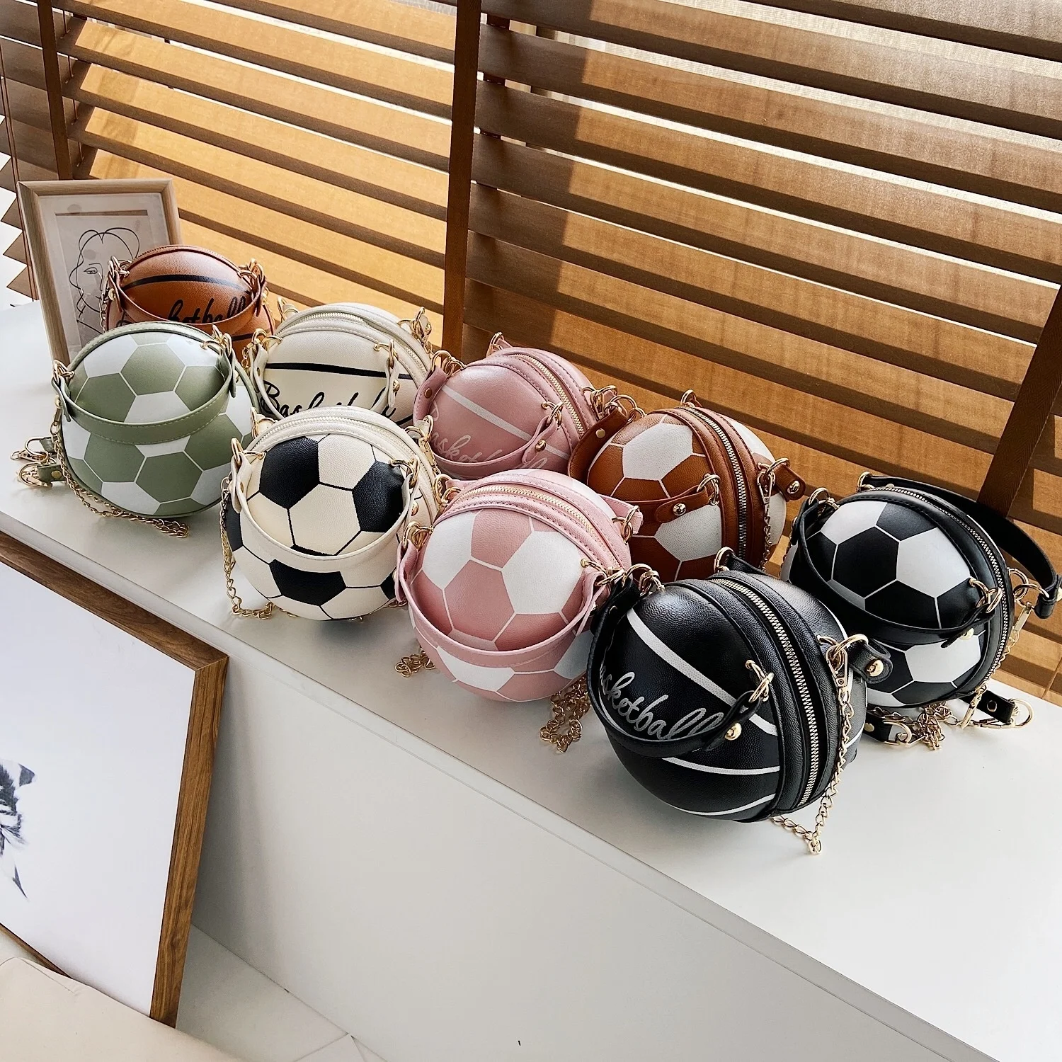 

2020 New Design Fashion Korean Basket Ball Shape Purses Bags Chains Basketball Football Pink Handbag Purse For Lady