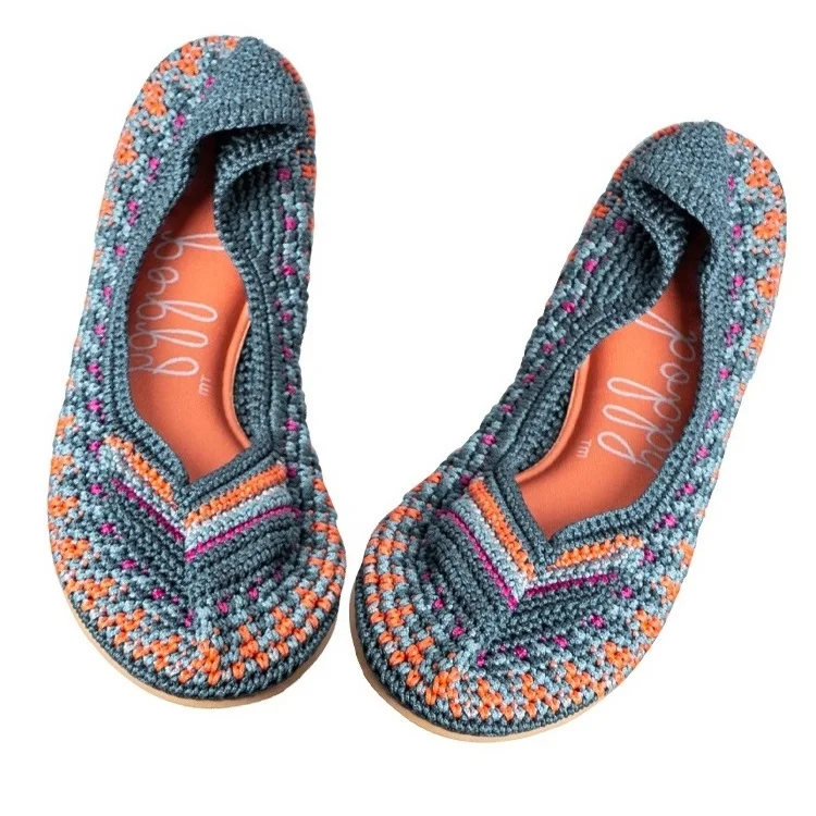 

wholesale Latest woven PVC flat shoes, Customized color