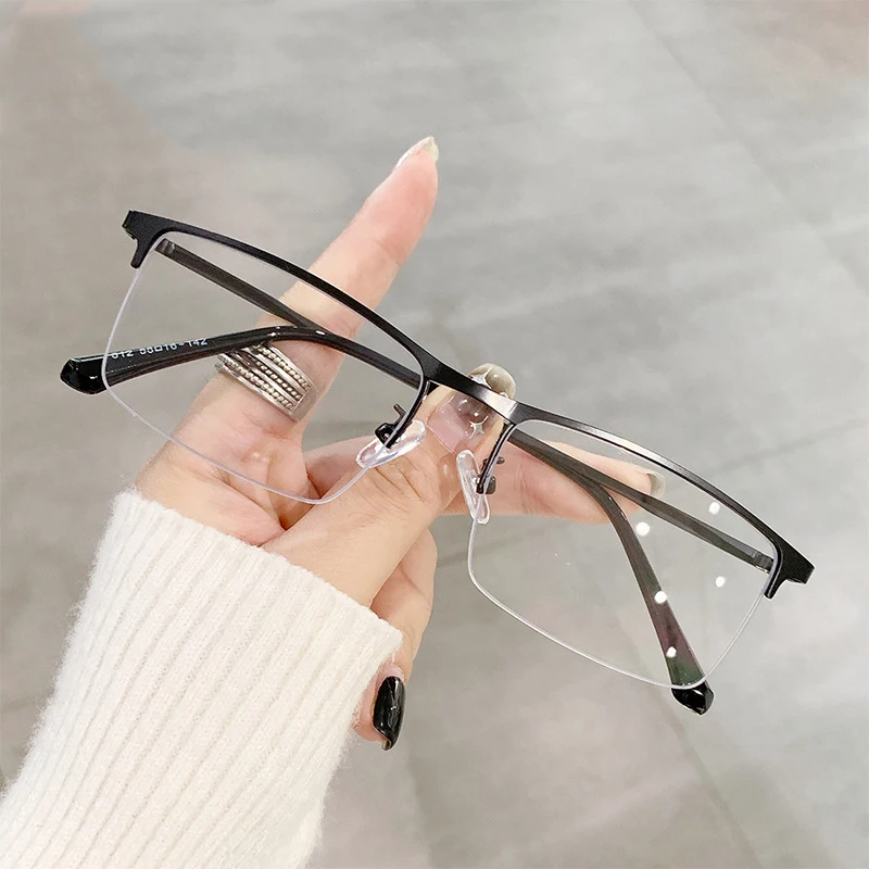 

812 Rectangle Retro Eye Glasses For Men Luxury Eyeglass Frames Half Optical Frames Manufacturers In China