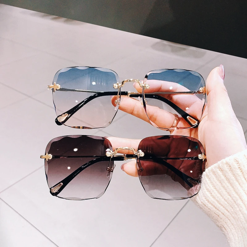 

fashion trendy wholesale sun glasses sunglasses women newest shades sunglasses with candy color lens square sunglasses 2021, Women big frame sunglasses shades sunglasses men girl sunglasses