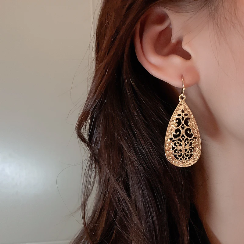 

fashion water drop hollow drop earring