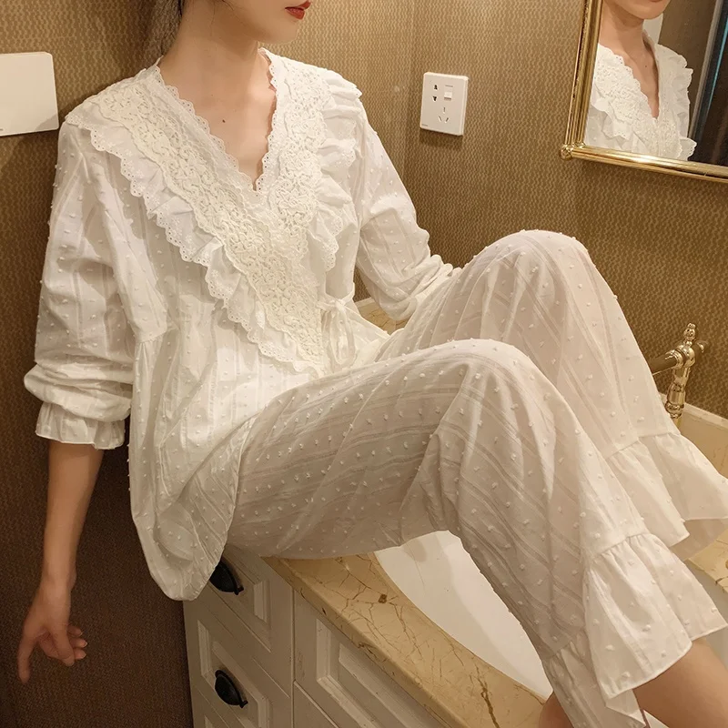 

Wholesale Retro Pyjamas Women Sleepwear V-neck Long Sleeve Loose Nightwear Cotton Pajama Sets Spring Fall Female