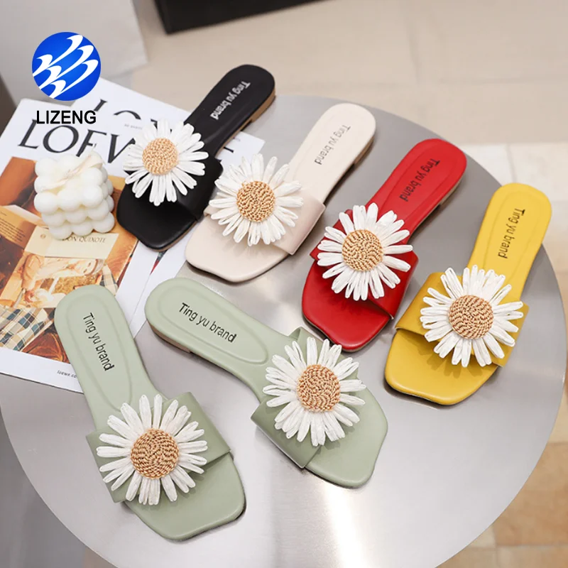 

Womens Fashion Summer Flat Slip-on Slipper Shoes With Daisy Flower, Yellow , red , green , black , ivory