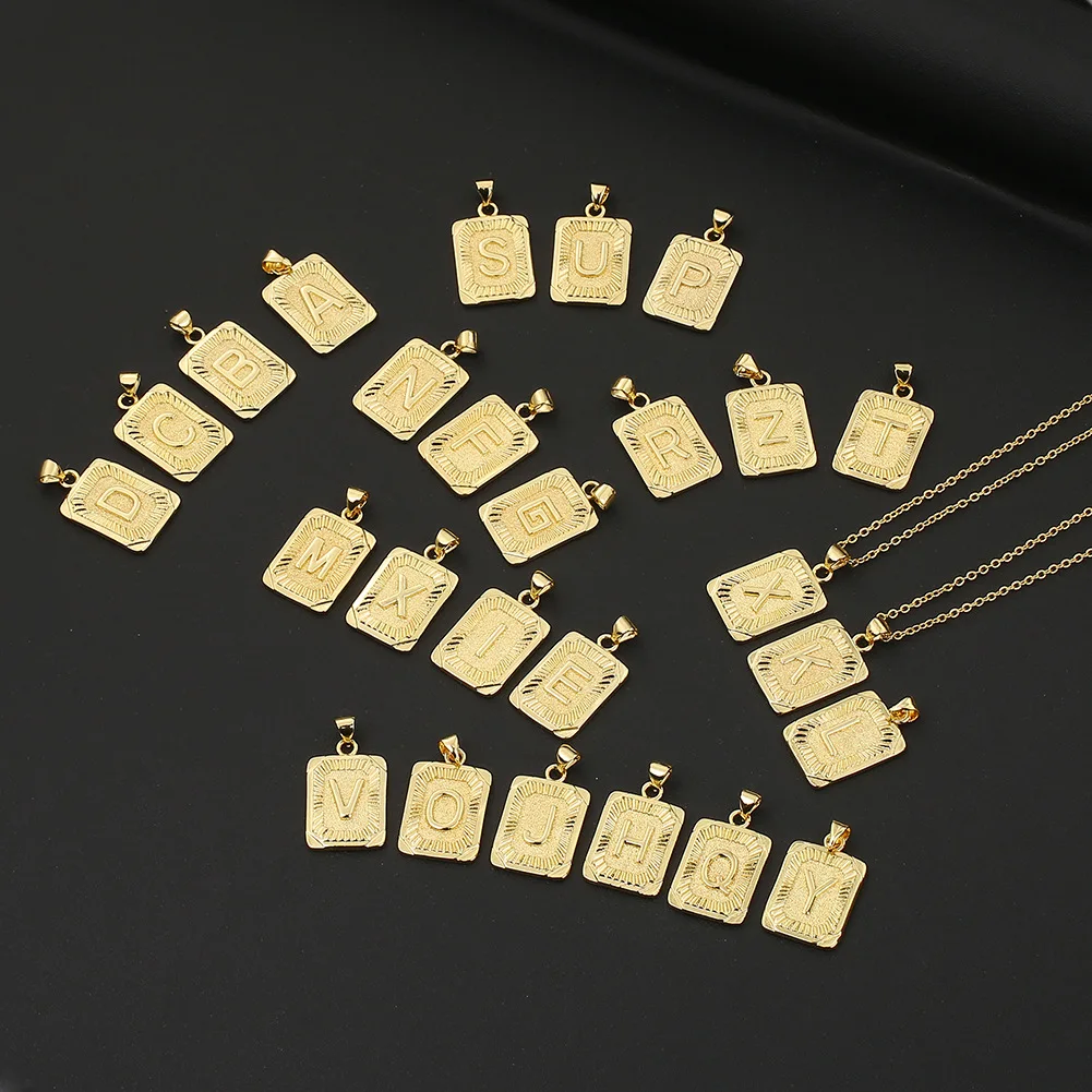 

Newest Design 18k Real Gold Plated Geometric Square Card Letter Necklaces Custom Initial Pendant Necklaces